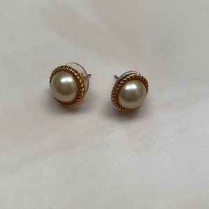 Kate Spade Pearl and Gold Studs